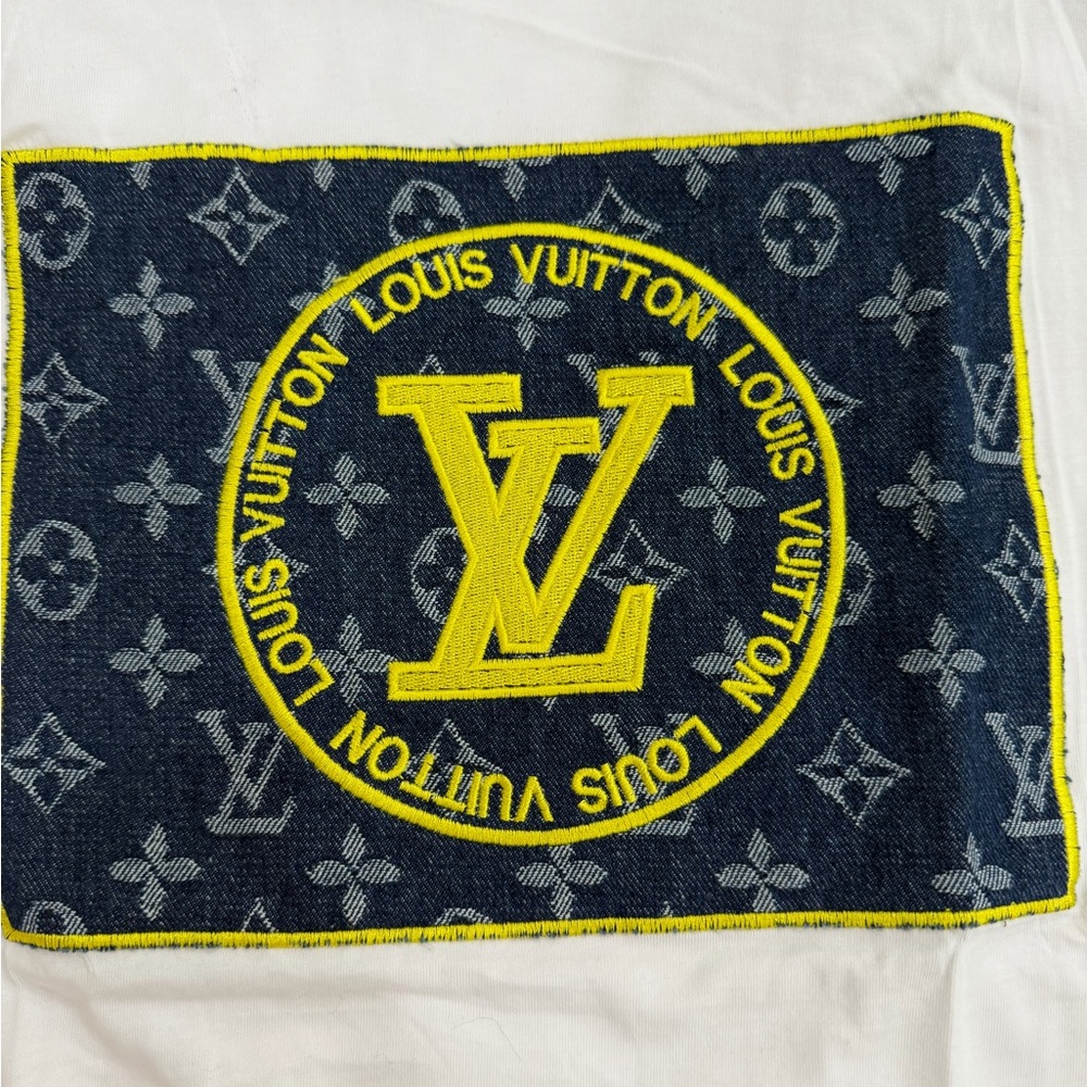“L V” Tee with Navy and Yellow Logo - Picture 3 of 4